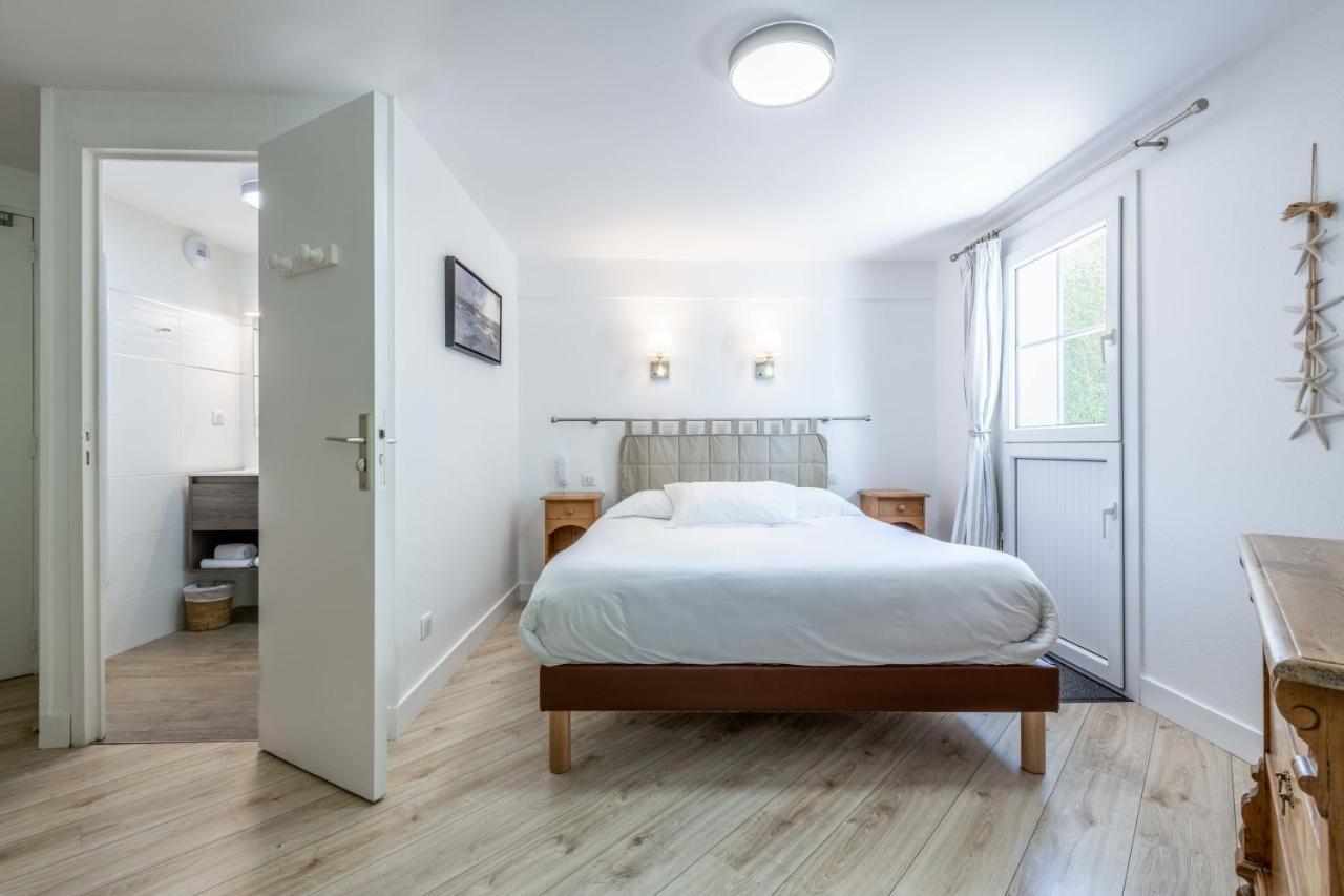 Hotel Le Clos Fleuri Le Palais Zewnętrze zdjęcie