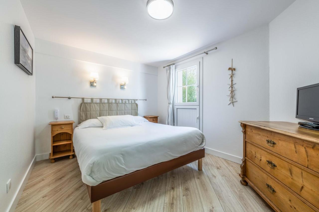Hotel Le Clos Fleuri Le Palais Zewnętrze zdjęcie